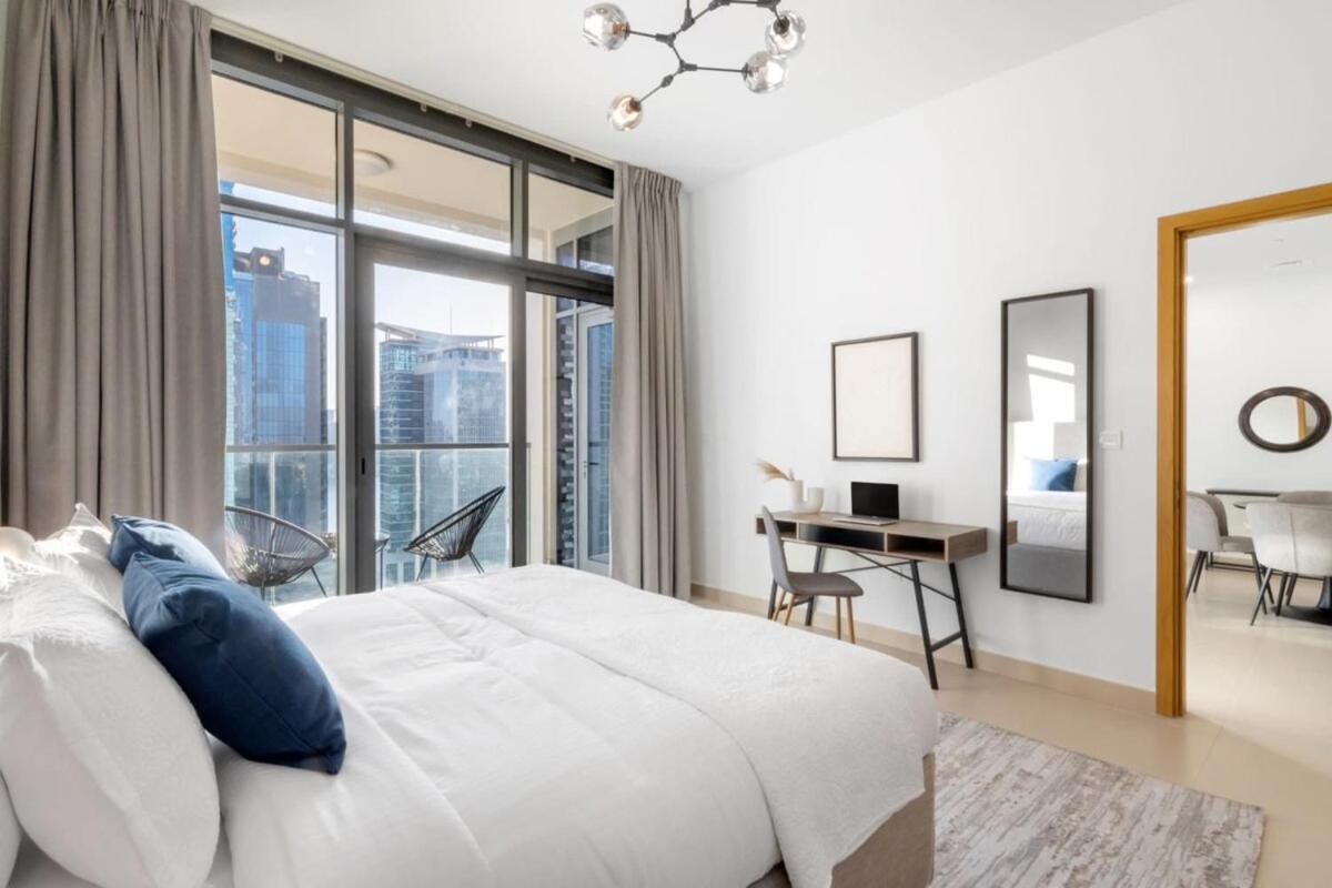 Silkhaus Spacious Central Downtown 1Bdr In New Tower Дубай Экстерьер фото